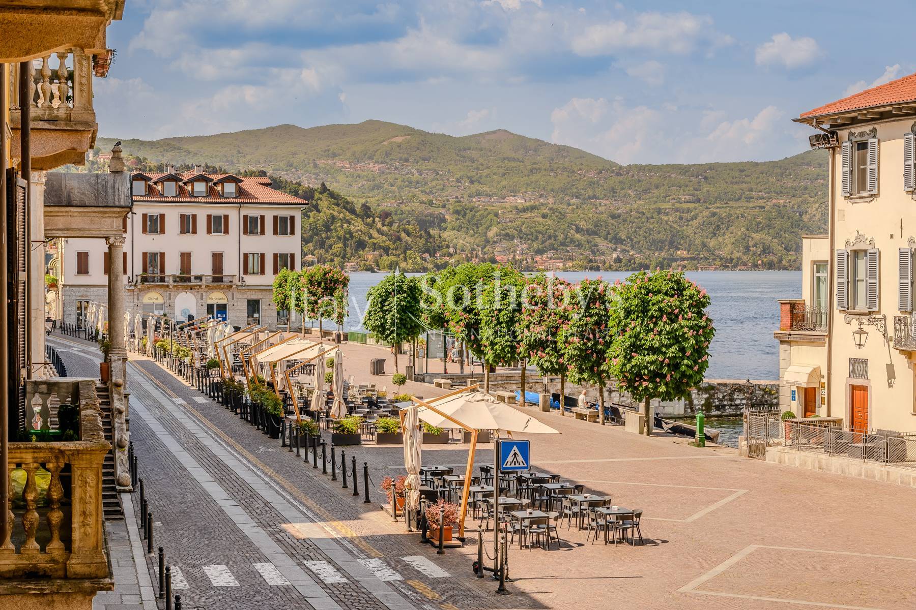  Charming Early 1900s Palazzo in prime lakefront position - 物件實景