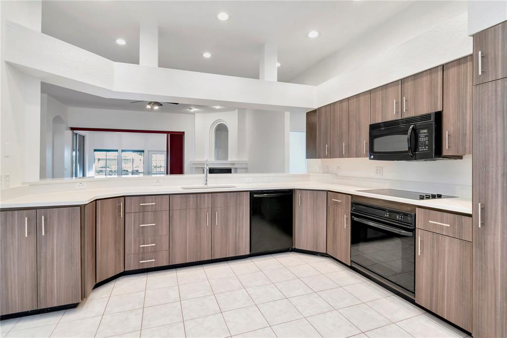 Oldsmar, Florida, 34677, United States, 4 Bedrooms Bedrooms, ,3 BathroomsBathrooms,Residential,For Sale,1865771