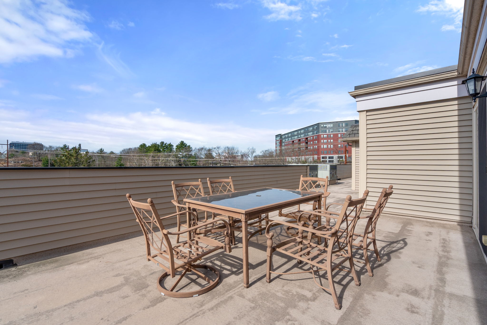  255 Winter Street, Unit 403, Waltham, MA, 02451 - 物件實景