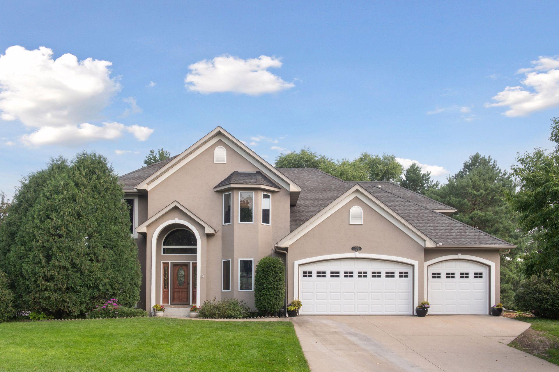Chaska, Minnesota, 55318, United States, 5 Bedrooms Bedrooms, ,3 BathroomsBathrooms,Residential,For Sale,1907432