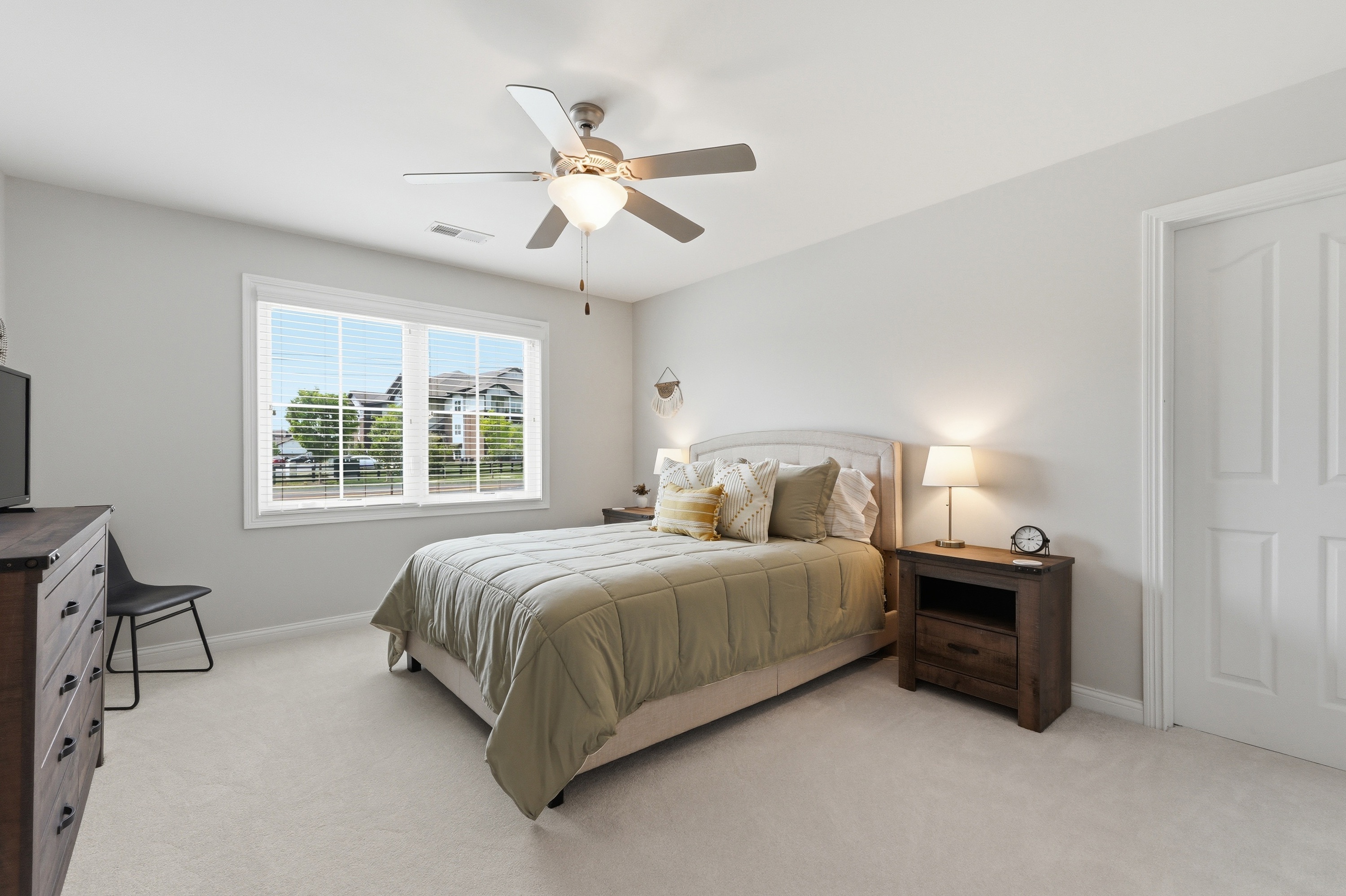  907 South English Station Road, Louisville, KY 40299 - 物件實景