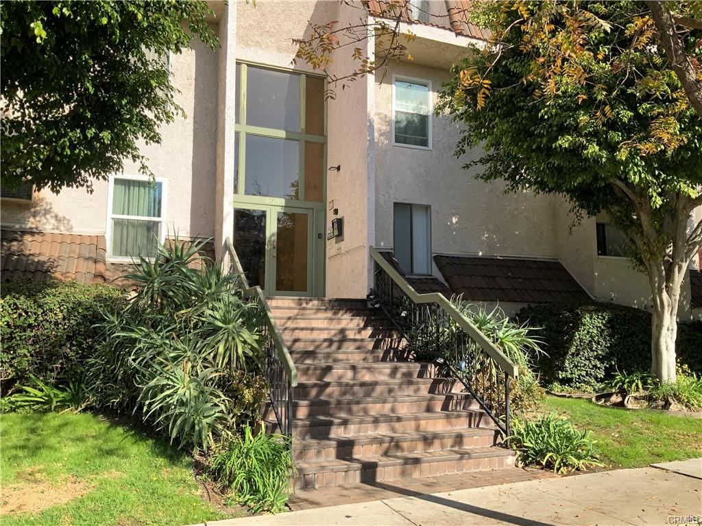 Glendale, California, 91203, United States, 1 Bedroom Bedrooms, ,1 BathroomBathrooms,Residential,For Sale,1969295