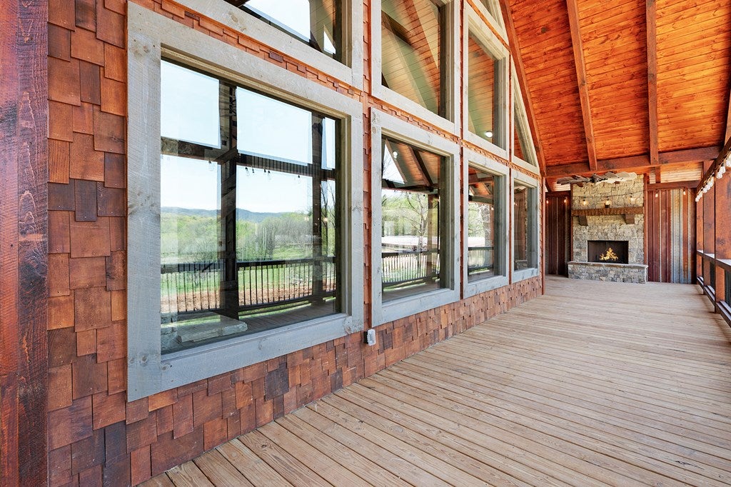 Blue Ridge, Georgia, 30513, United States, 4 Bedrooms Bedrooms, ,4 BathroomsBathrooms,Residential,For Sale,1804354