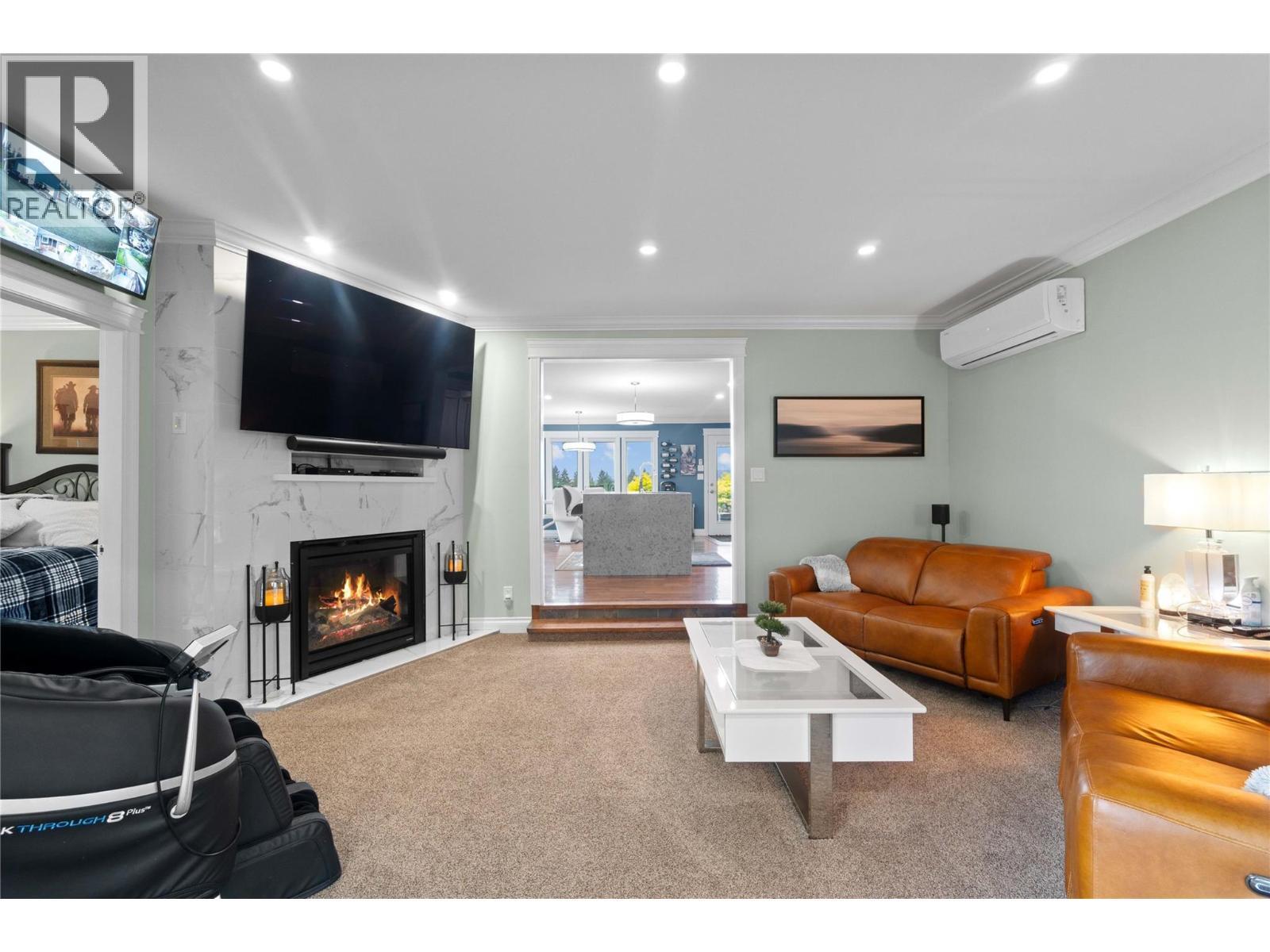 ARMSTRONG, British Columbia, V4Y 0V5, CA, 3 Bedrooms Bedrooms, ,2 BathroomsBathrooms,Residential,For Sale,1947955
