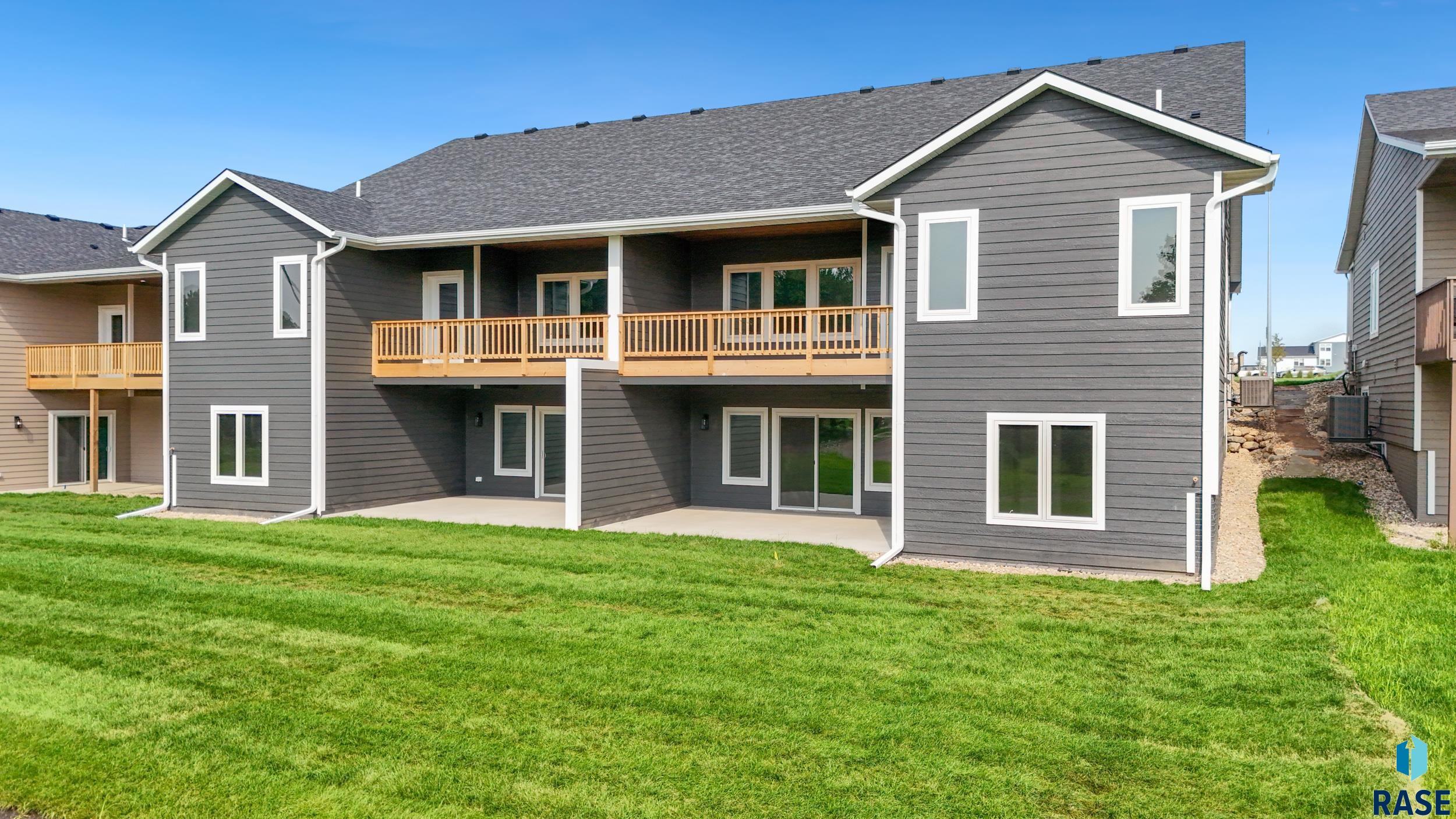 Sioux Falls, South Dakota, 57110, United States, 4 Bedrooms Bedrooms, ,2 BathroomsBathrooms,Residential,For Sale,1976702