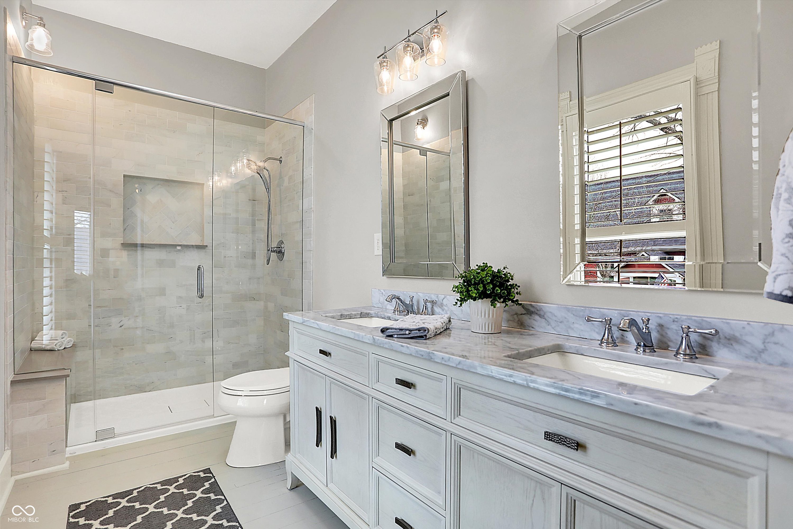 Zionsville, Indiana, 46077, United States, 6 Bedrooms Bedrooms, ,5 BathroomsBathrooms,Residential,For Sale,1766100