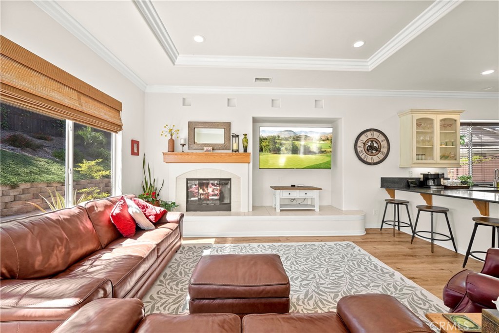 Murrieta, California, 92562, United States, 5 Bedrooms Bedrooms, ,3 BathroomsBathrooms,Residential,For Sale,1837849