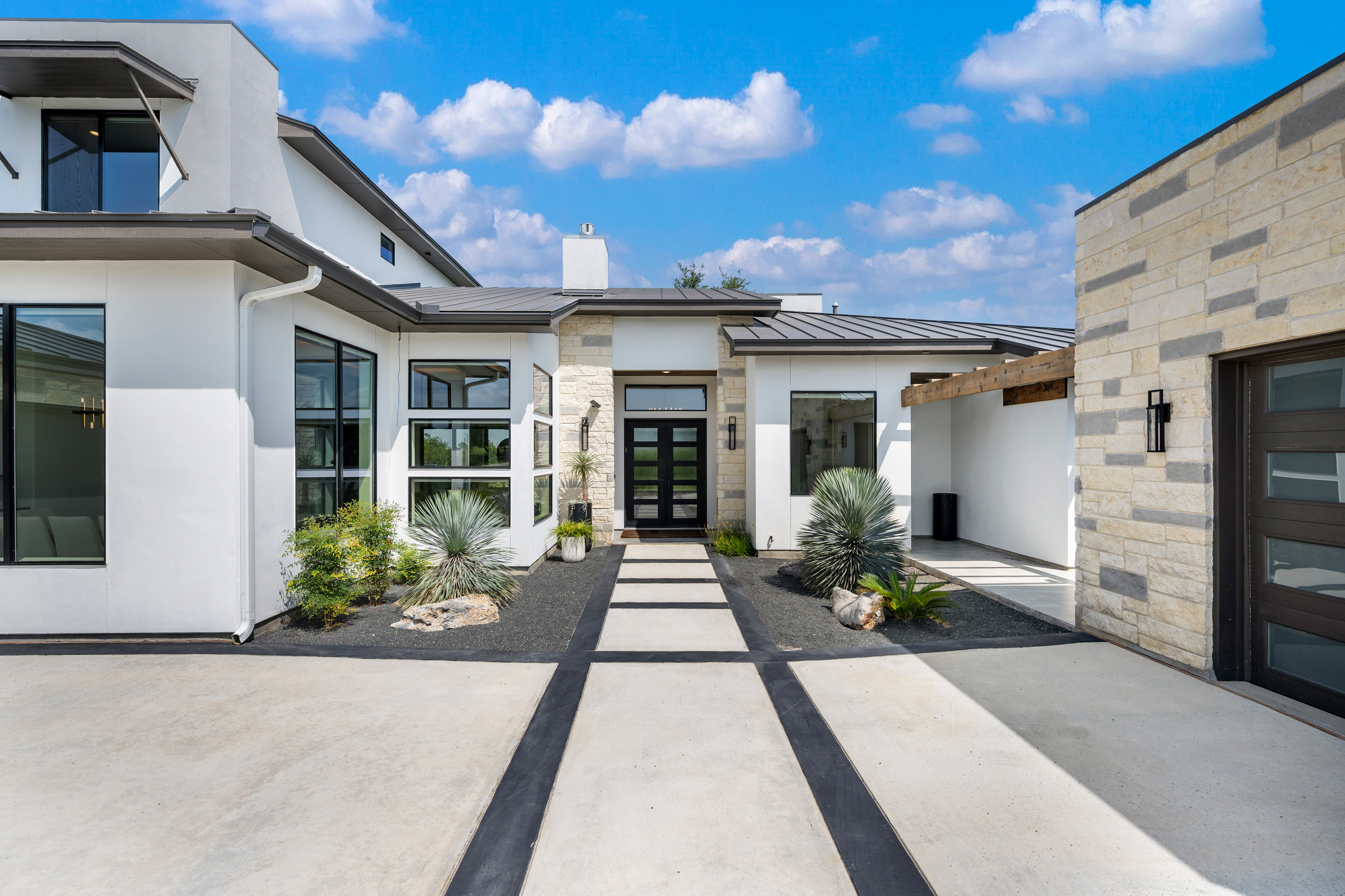  Elevated Modern Living - 物件實景