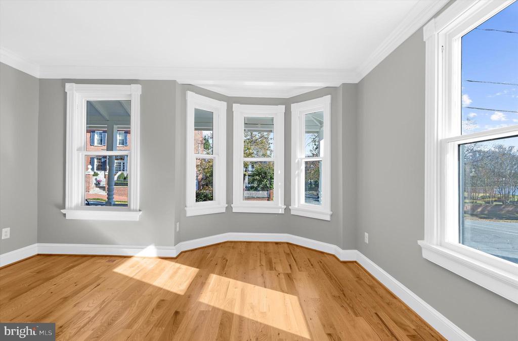 Chestertown, Maryland, 21620, United States, 5 Bedrooms Bedrooms, ,5 BathroomsBathrooms,Residential,For Sale,1988970