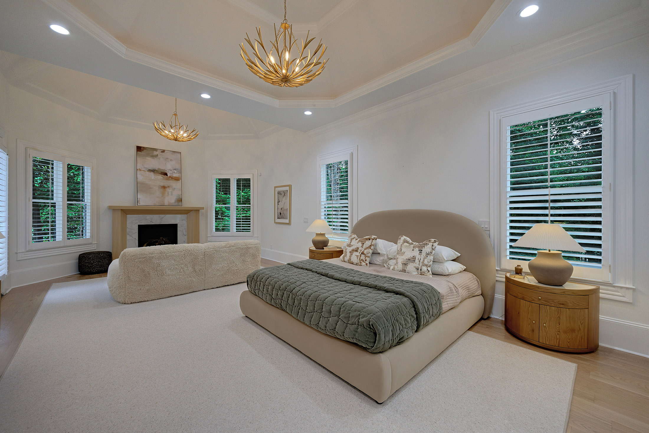  Exceptional Estate Combines Modern Luxury and Timeless Elegance - 物件實景