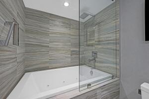 Hillsboro Beach, Florida, 33062, United States, 2 Bedrooms Bedrooms, ,3 BathroomsBathrooms,Residential,For Sale,1975295