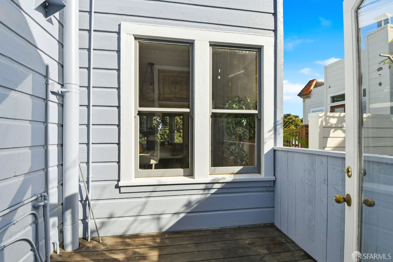 San Francisco, California, 94115, United States, 3 Bedrooms Bedrooms, ,1 BathroomBathrooms,Residential,For Sale,1992126