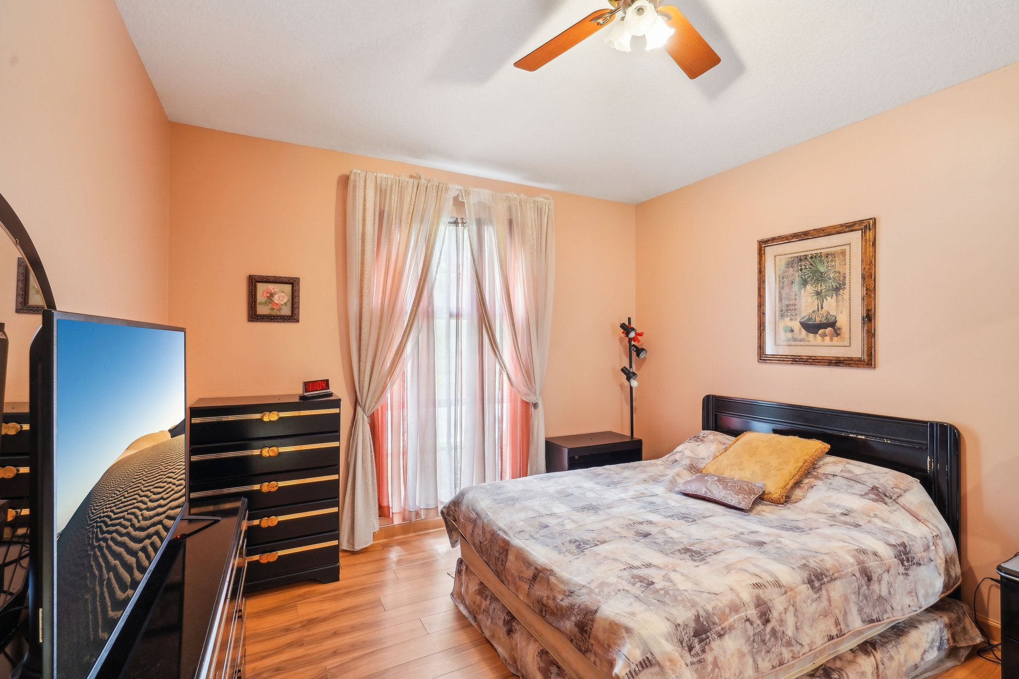 Coral Springs, Florida, 33071, United States, 3 Bedrooms Bedrooms, ,2 BathroomsBathrooms,Residential,For Sale,1923473