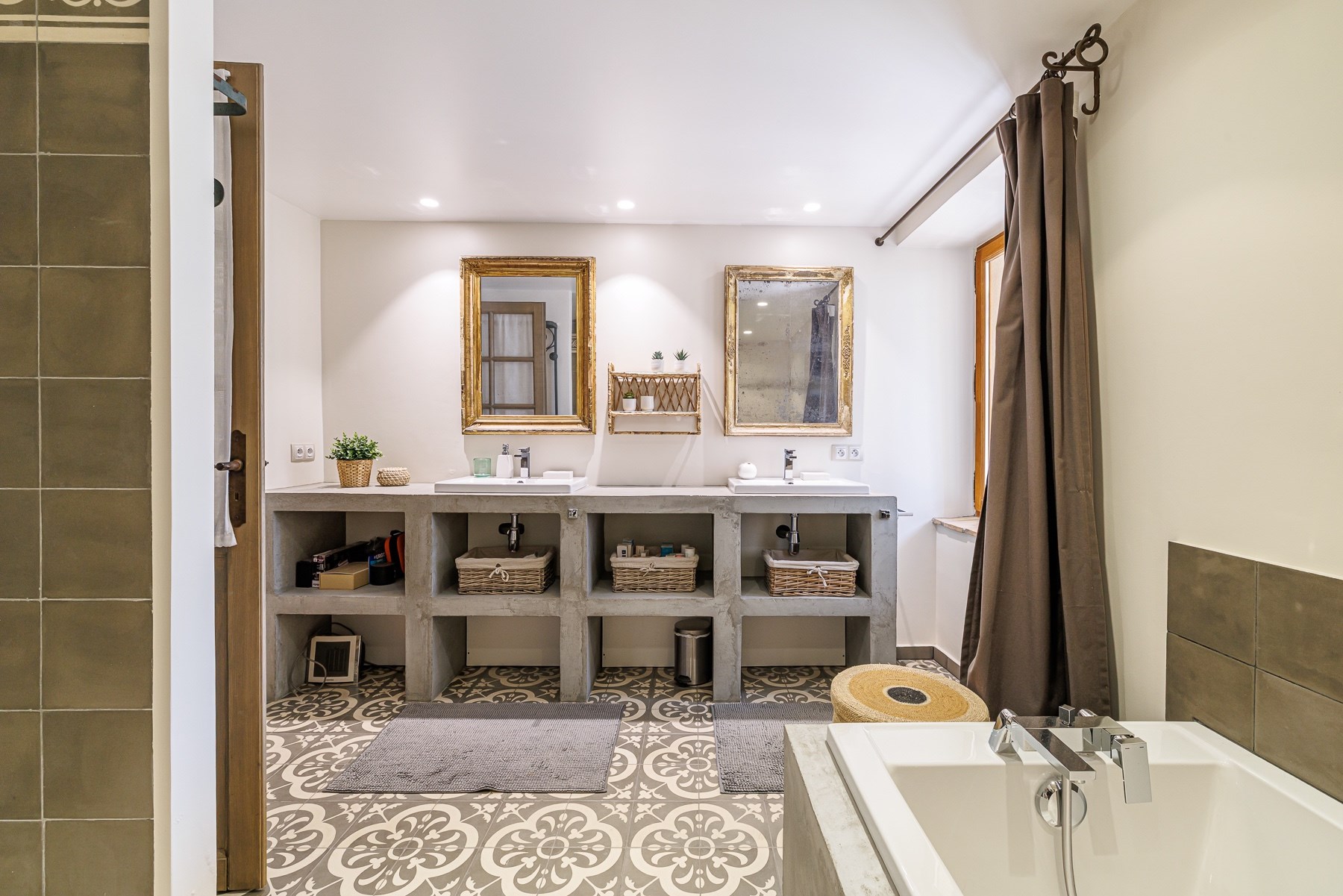  Renovated niçoise bastide with pool for sale in Gairaut, Nice: panoramic sea vi… - 物件實景