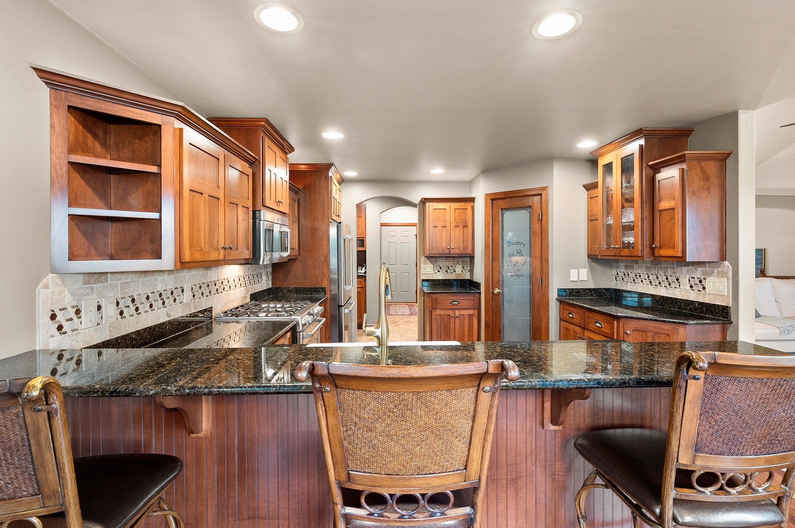 DE PERE, Wisconsin, 54115, United States, 3 Bedrooms Bedrooms, ,4 BathroomsBathrooms,Residential,For Sale,2048400