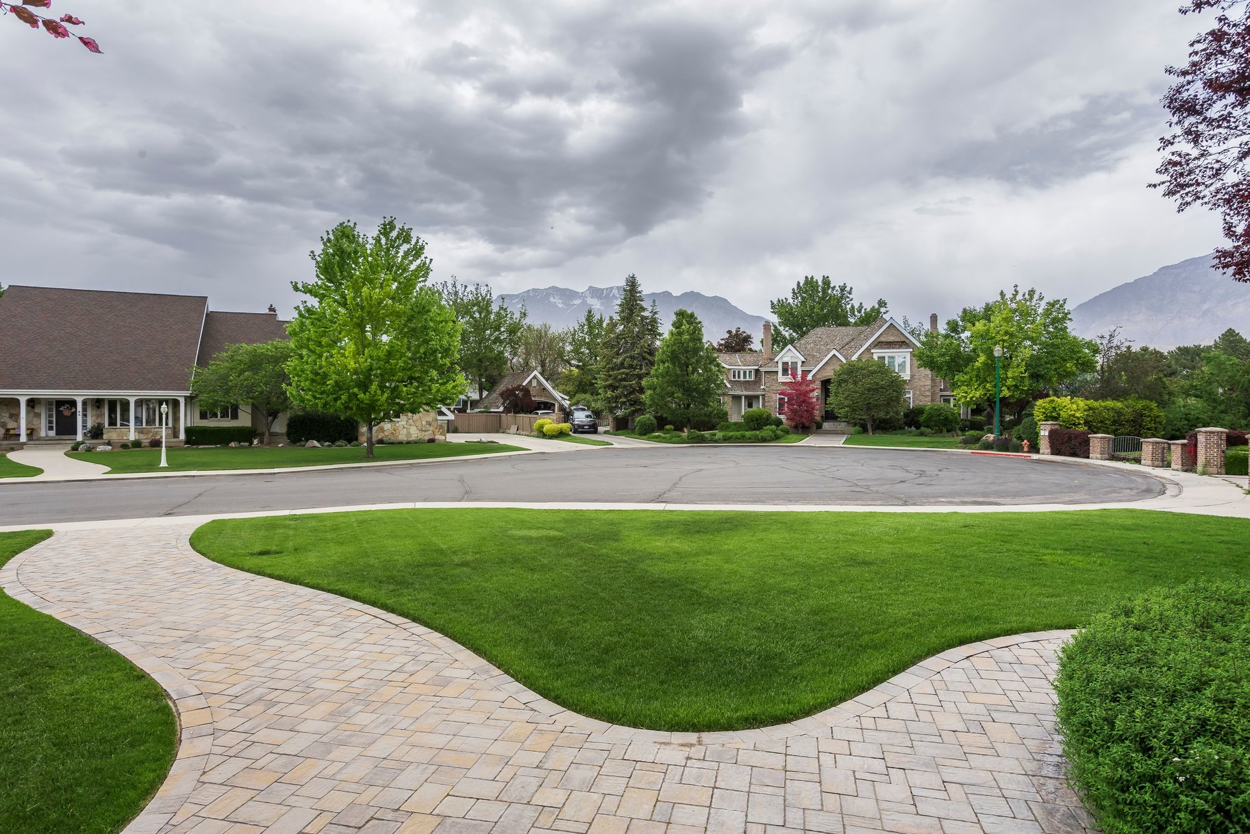 Custom Brick Beauty on Quiet Cul-de-Sac with Luxury Outdoor Living - 物件實景