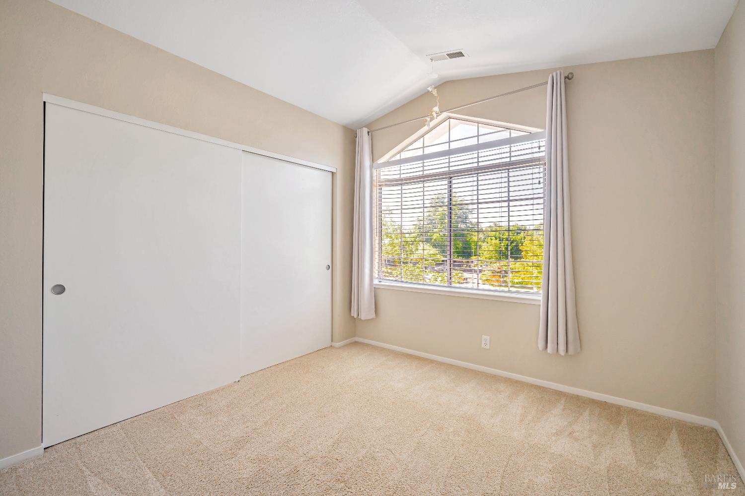 Windsor, California, 95492, United States, 3 Bedrooms Bedrooms, ,3 BathroomsBathrooms,Residential,For Sale,1925439