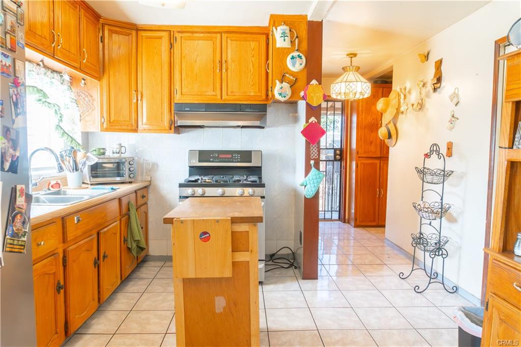 City Terrace, California, 90033, United States, 2 Bedrooms Bedrooms, ,1 BathroomBathrooms,Residential,For Sale,1936907
