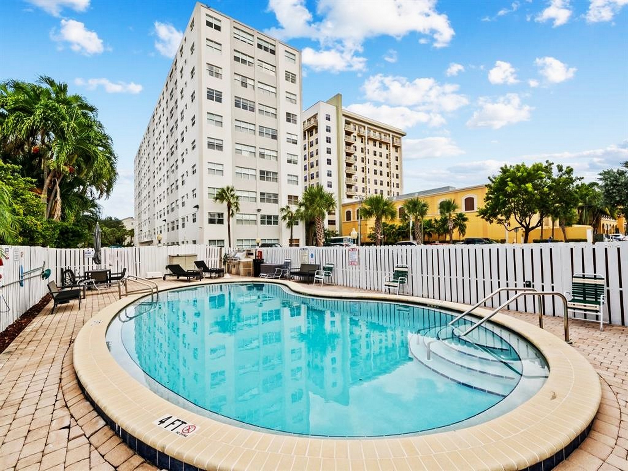  2555 NE 11th Street, Fort Lauderdale, FL, 33304 - 物件實景