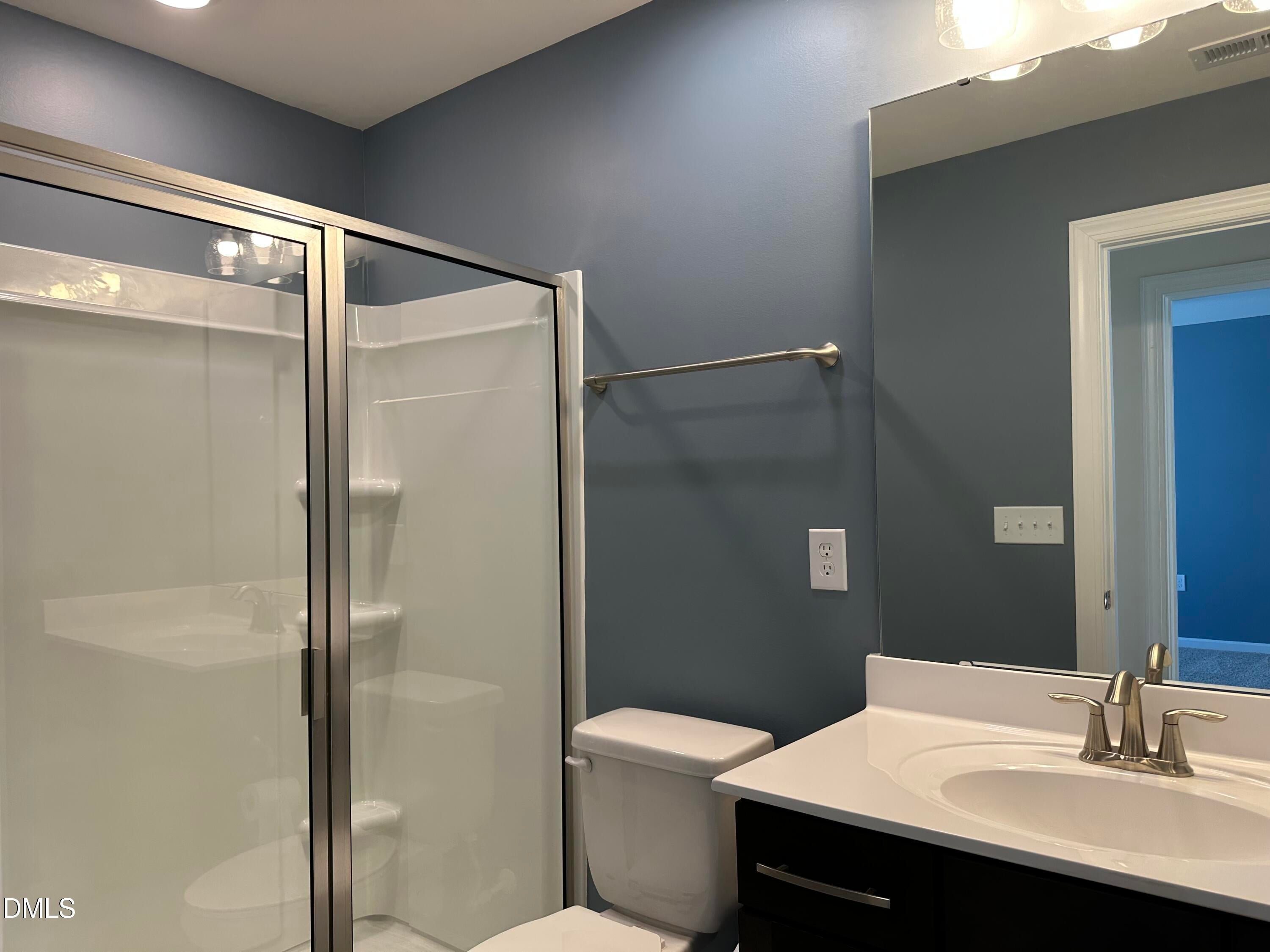 Holly Springs, North Carolina, 27540, United States, 4 Bedrooms Bedrooms, ,4 BathroomsBathrooms,Residential,For Sale,1970493