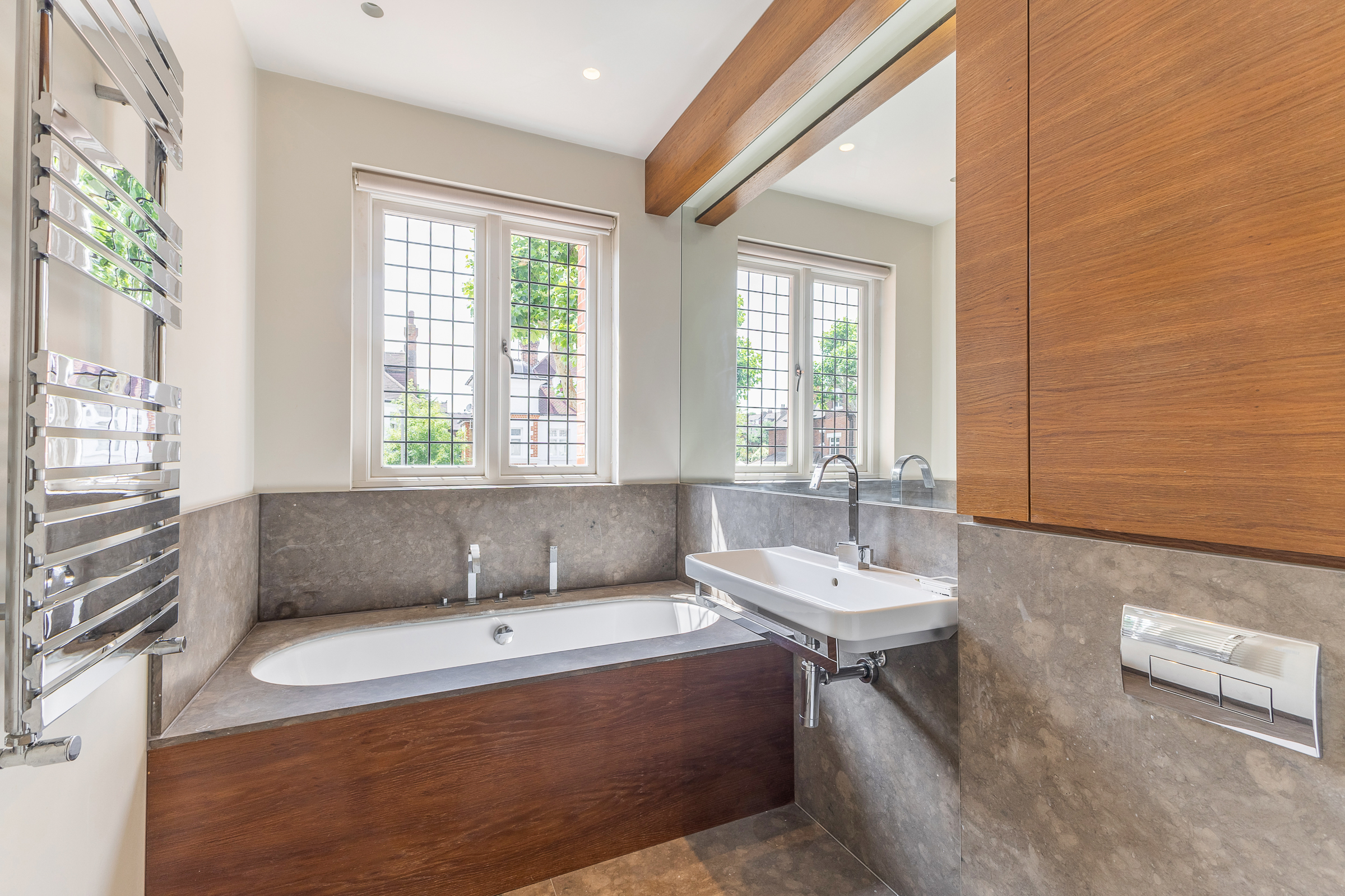  A Grand Family House with Pool and Cinema in West Putney - 物件實景