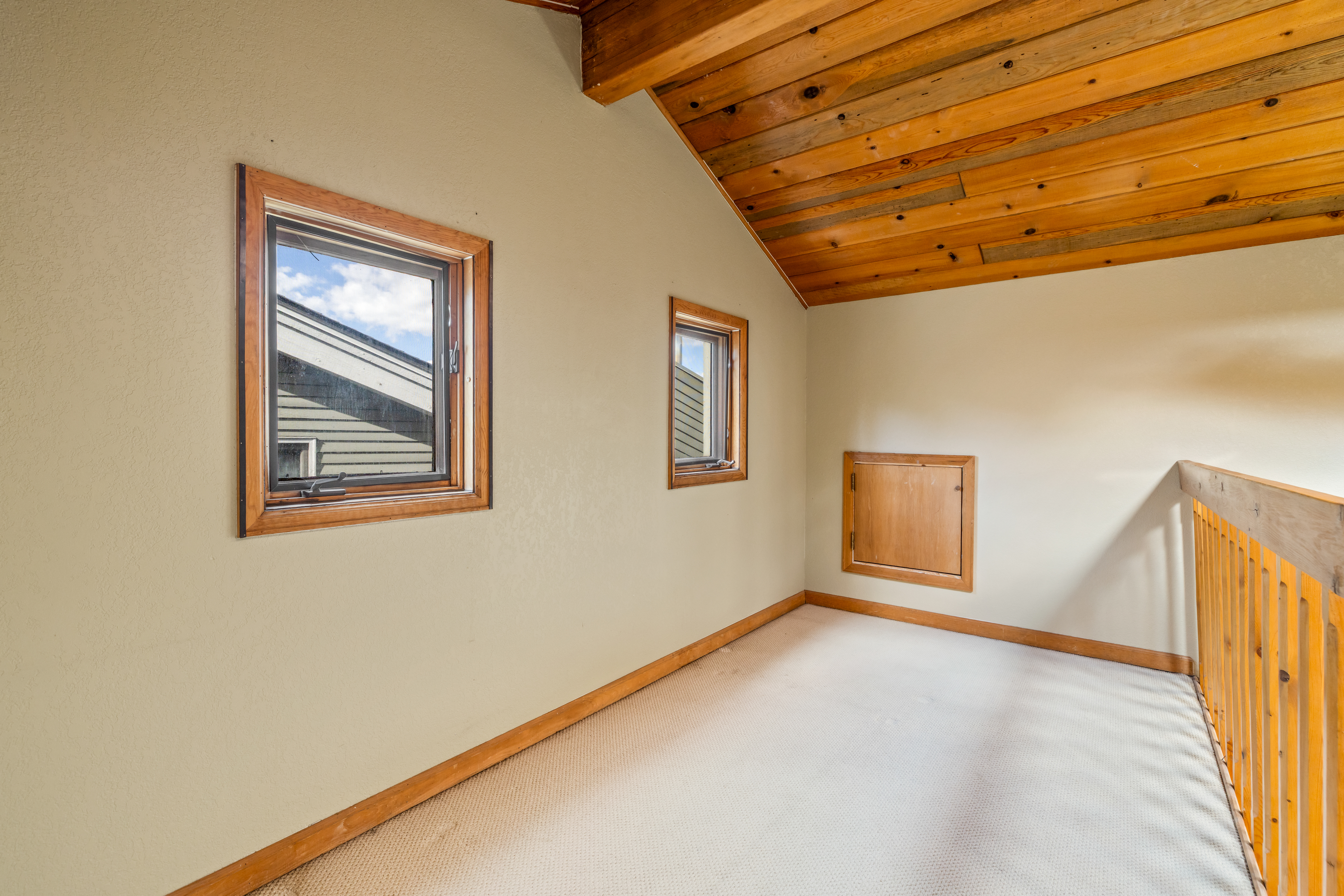  Spacious Columbine Townhome - 物件實景