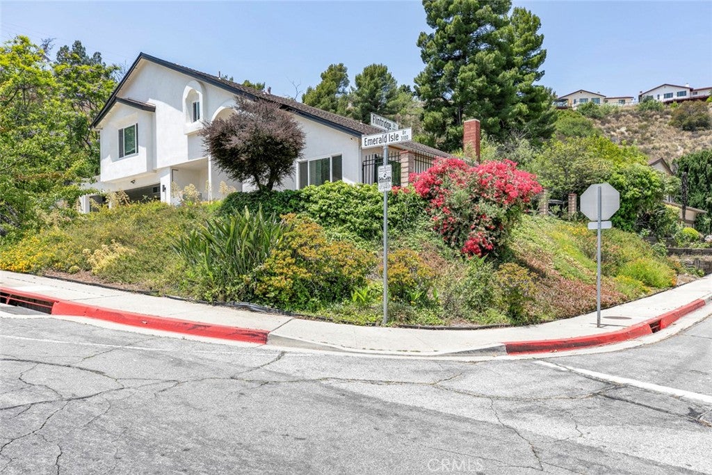 Glendale, California, 91206, United States, 4 Bedrooms Bedrooms, ,3 BathroomsBathrooms,Residential,For Sale,1940917
