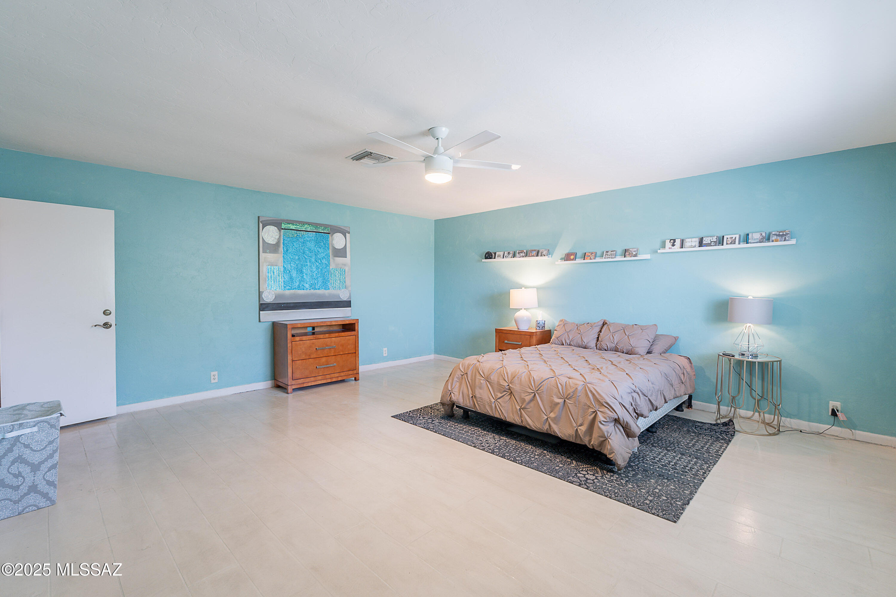 Tucson, Arizona, 85745, United States, 3 Bedrooms Bedrooms, ,2 BathroomsBathrooms,Residential,For Sale,1857796