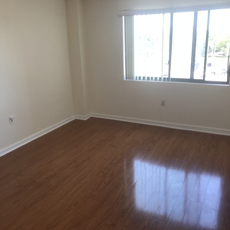 Medford, Massachusetts, 02155, United States, 2 Bedrooms Bedrooms, ,2 BathroomsBathrooms,Residential,For Sale,1873533