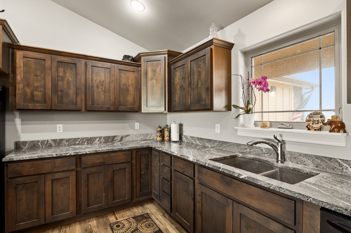Carpenter, Wyoming, 82054, United States, 4 Bedrooms Bedrooms, ,1 BathroomBathrooms,Residential,For Sale,1801820