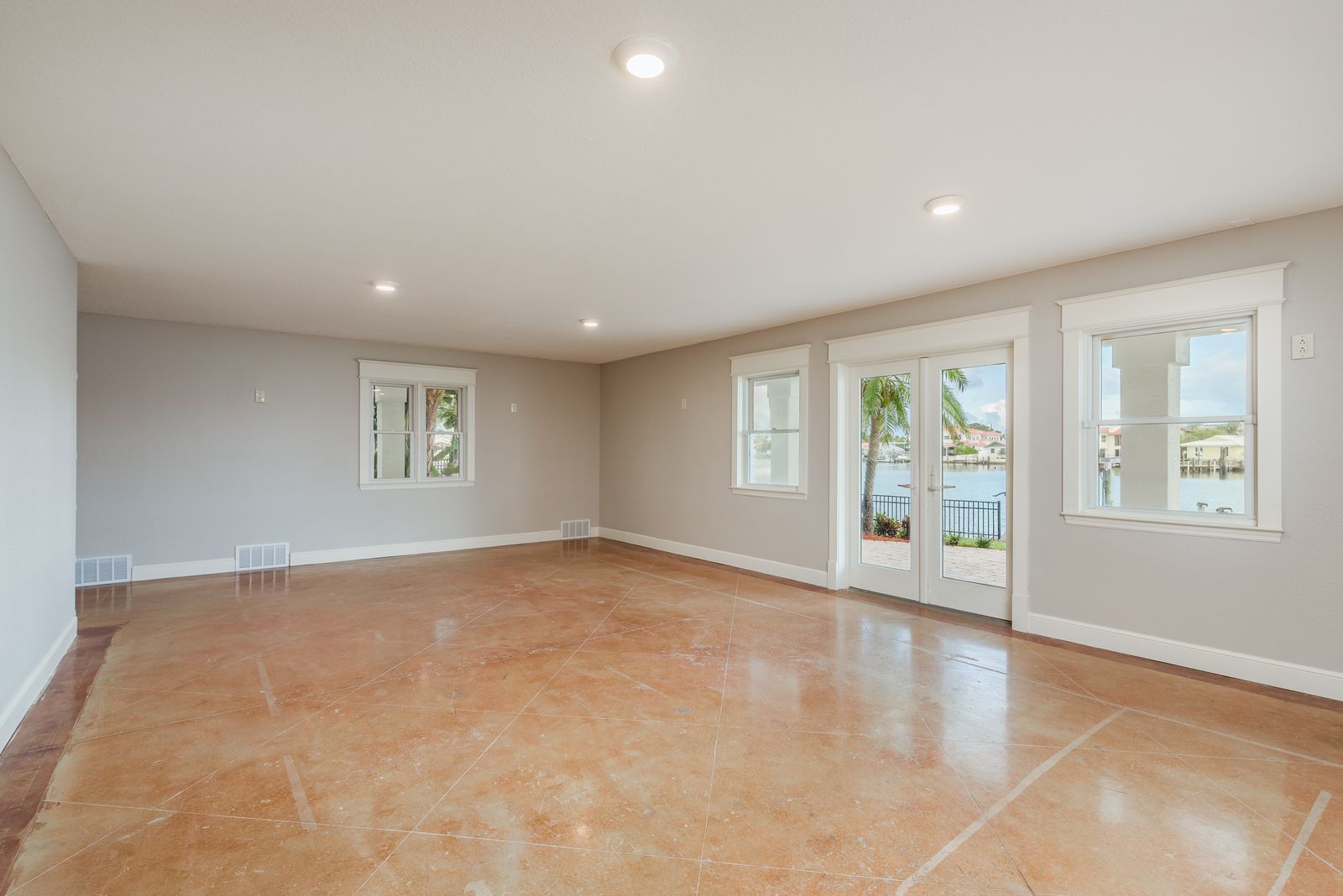 Clearwater, Florida, 33767, United States, 5 Bedrooms Bedrooms, ,5 BathroomsBathrooms,Residential,For Sale,1984474