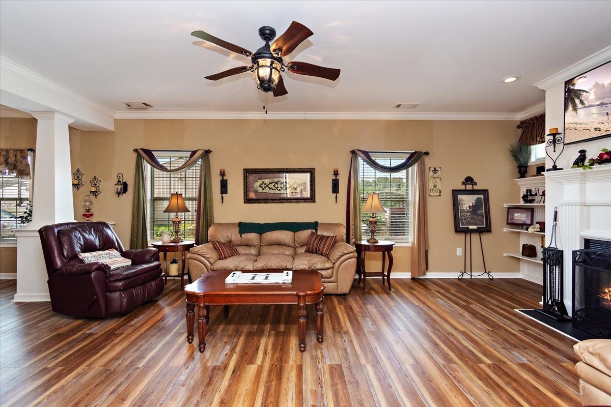 Readyville, Tennessee, 37149, United States, 3 Bedrooms Bedrooms, ,2 BathroomsBathrooms,Residential,For Sale,1903533