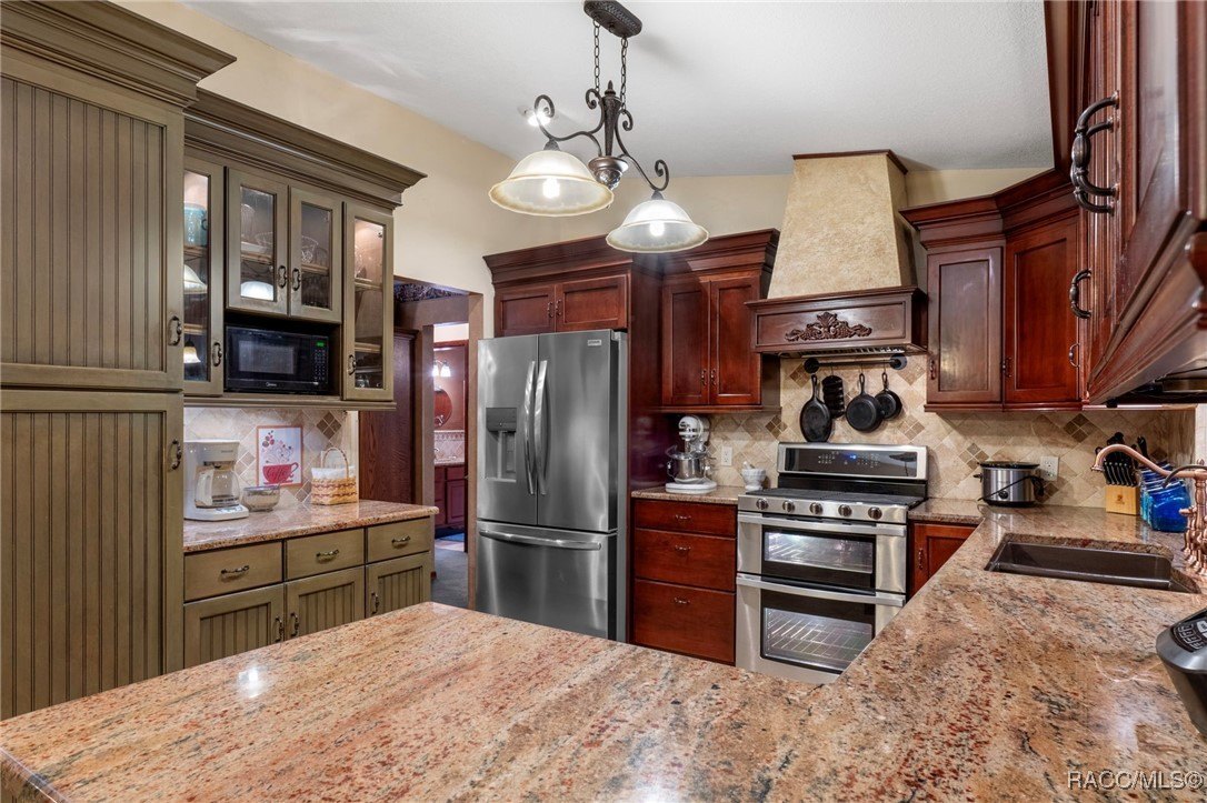 Crystal River, Florida, 34428, United States, 3 Bedrooms Bedrooms, ,2 BathroomsBathrooms,Residential,For Sale,2006221