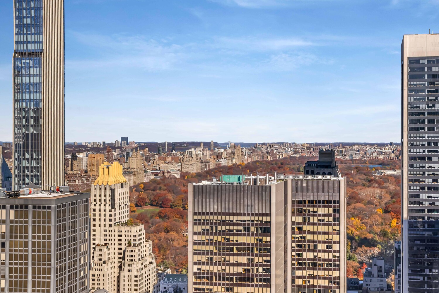 New York City, New York, 10019, United States, 3 Bedrooms Bedrooms, ,4 BathroomsBathrooms,Residential,For Sale,2000740