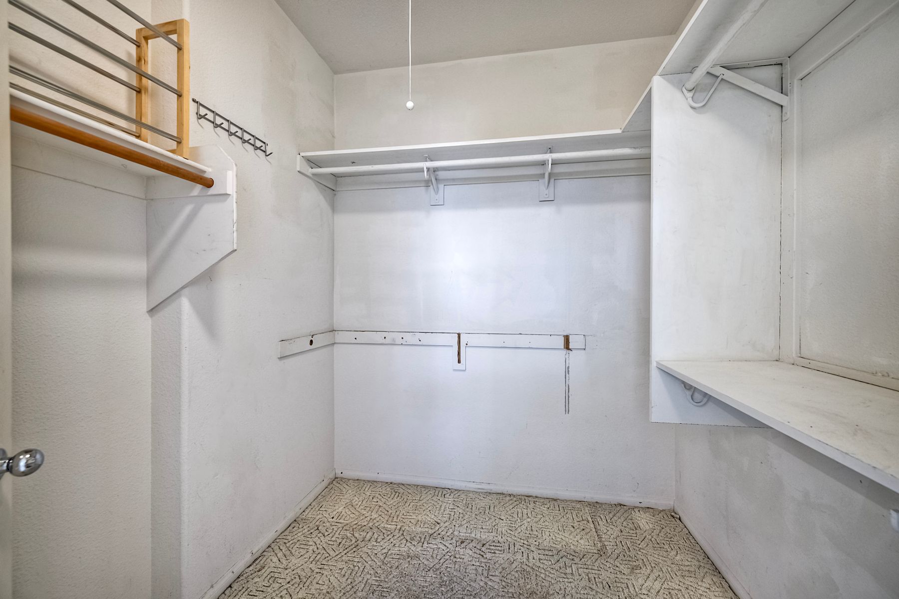 San Diego, California, 92123, United States, 3 Bedrooms Bedrooms, ,2 BathroomsBathrooms,Residential,For Sale,1914206