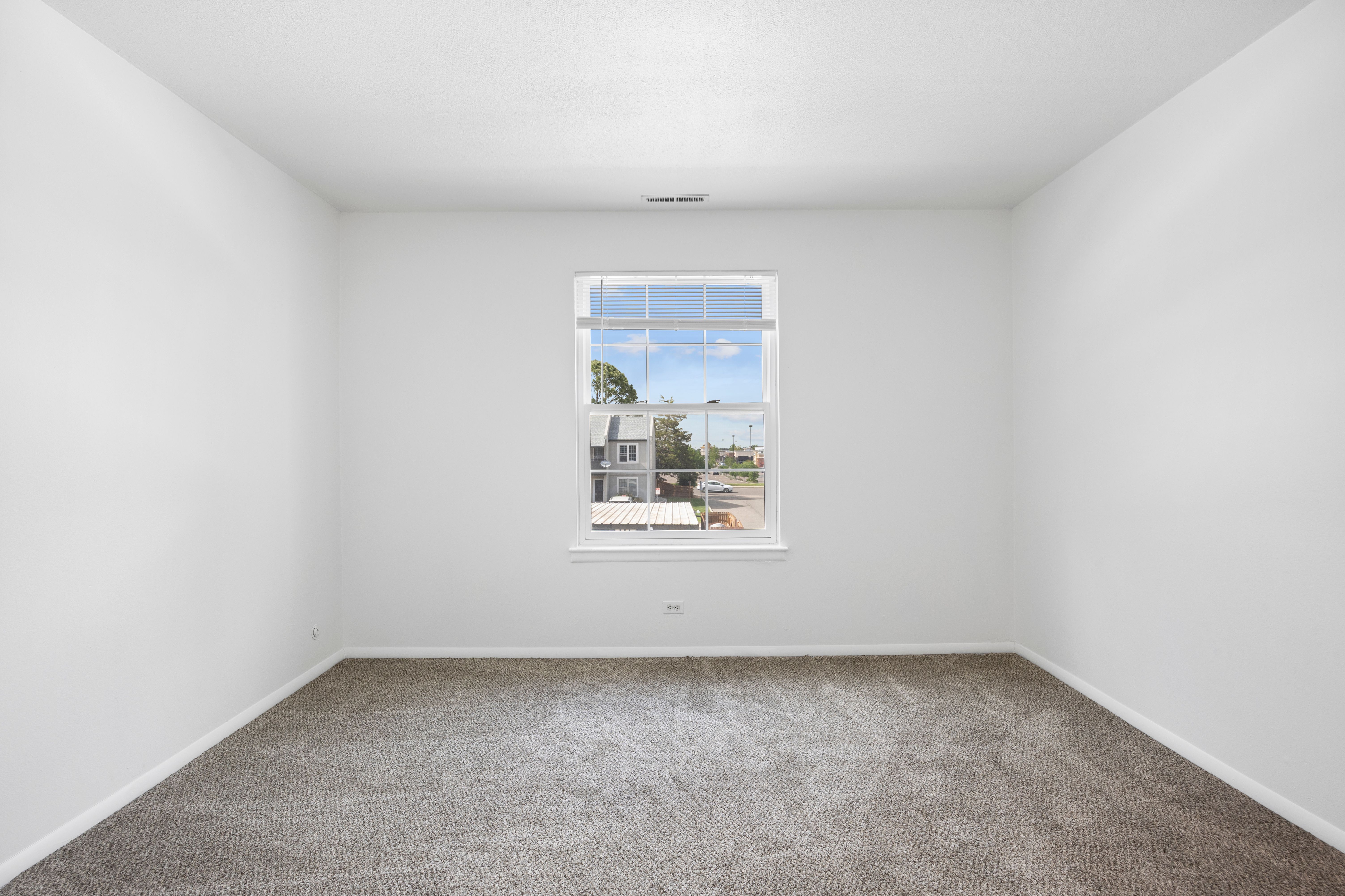  Bright, Open, Beautiful Condo - 物件實景