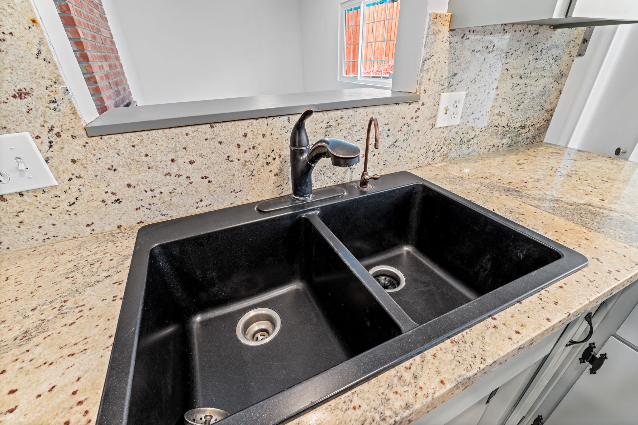 Watsonville, California, 95076, United States, 3 Bedrooms Bedrooms, ,2 BathroomsBathrooms,Residential,For Sale,1976793