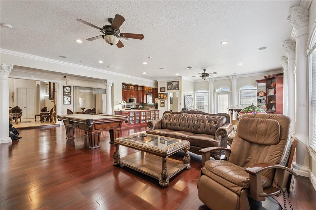 Kissimmee, Florida, 34746, United States, 4 Bedrooms Bedrooms, ,4 BathroomsBathrooms,Residential,For Sale,1999631