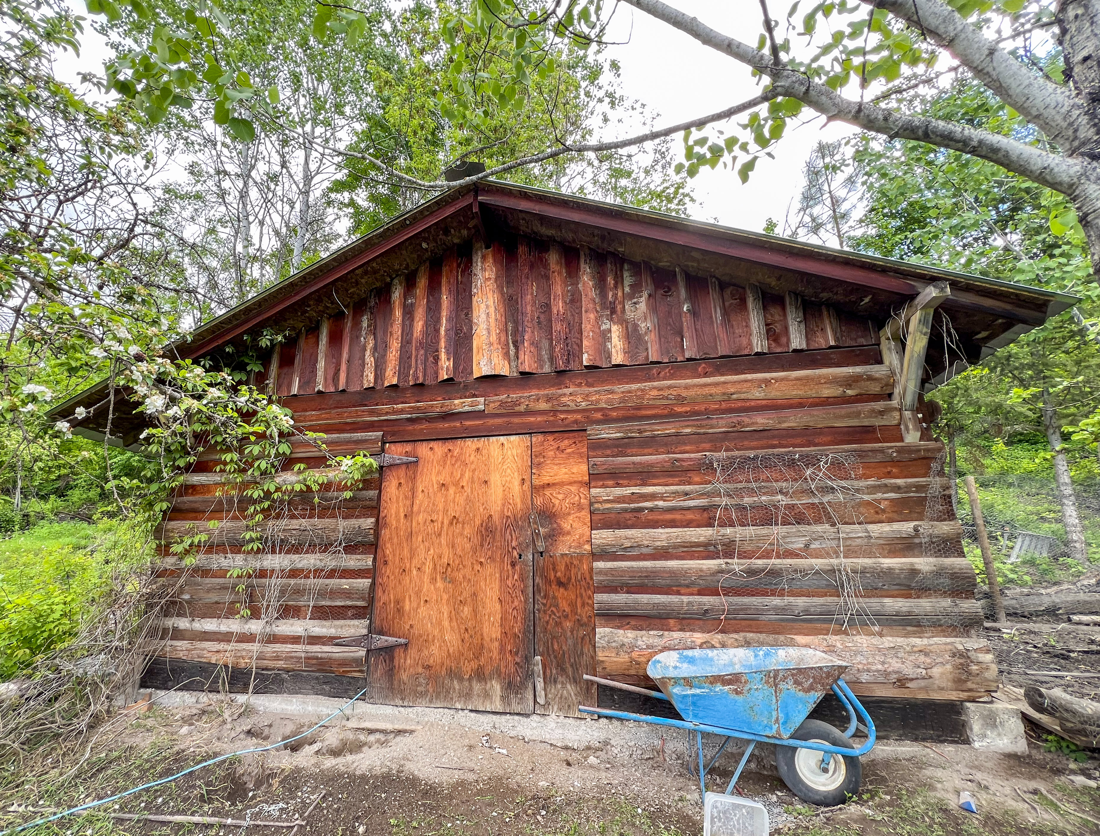 Kettle Falls, Washington, 99141, United States, 3 Bedrooms Bedrooms, ,2 BathroomsBathrooms,Residential,For Sale,1985709