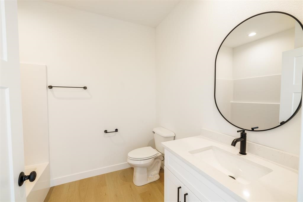 Janesville, Wisconsin, 53545, United States, 3 Bedrooms Bedrooms, ,2 BathroomsBathrooms,Residential,For Sale,2015046
