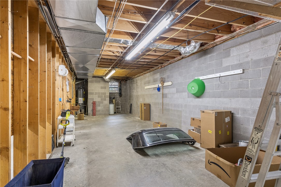 Harrison, Arkansas, 72601, United States, 4 Bedrooms Bedrooms, ,5 BathroomsBathrooms,Residential,For Sale,1989365