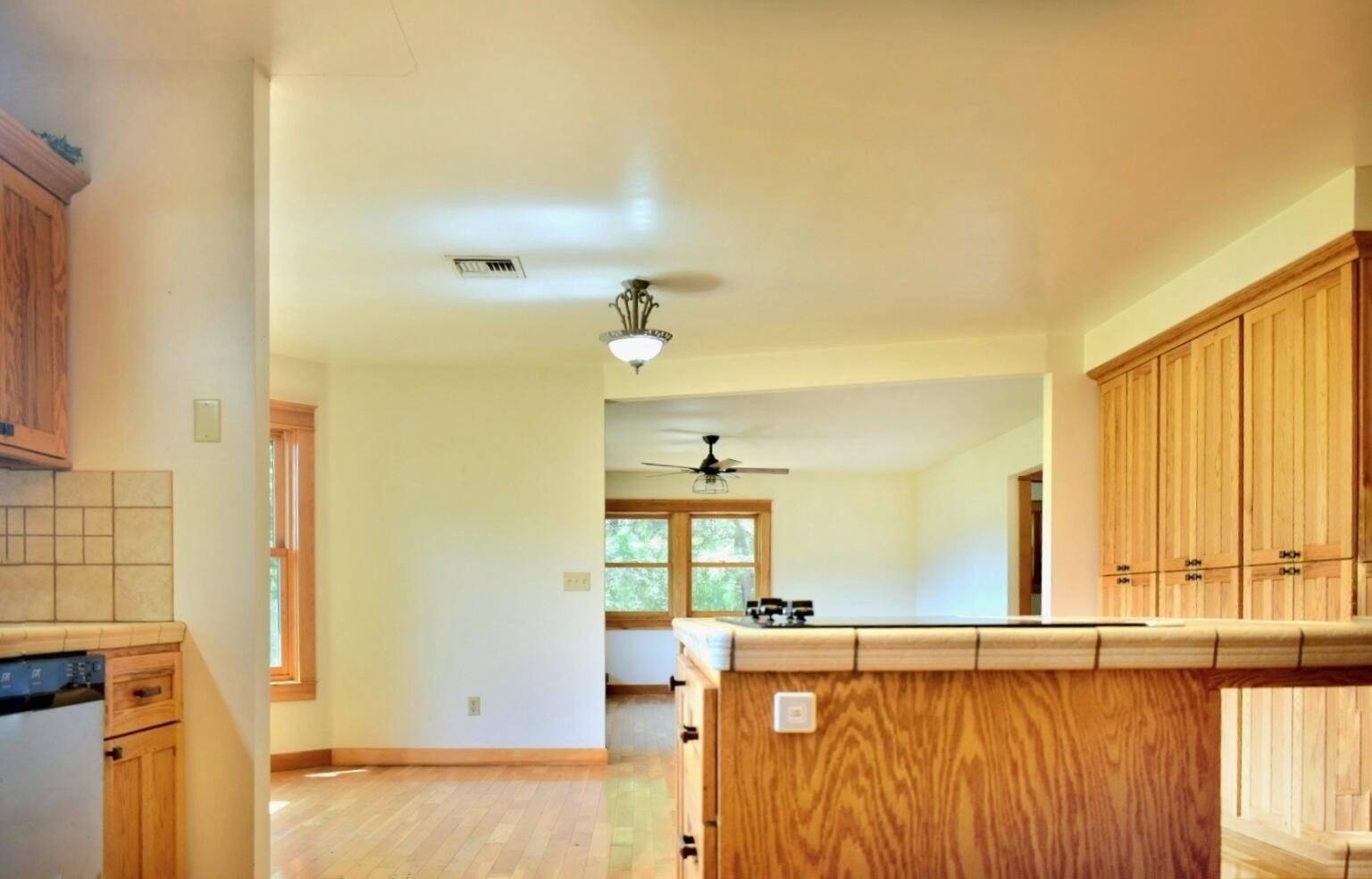 Cave Junction, Oregon, 97523, United States, 3 Bedrooms Bedrooms, ,3 BathroomsBathrooms,Residential,For Sale,1975674