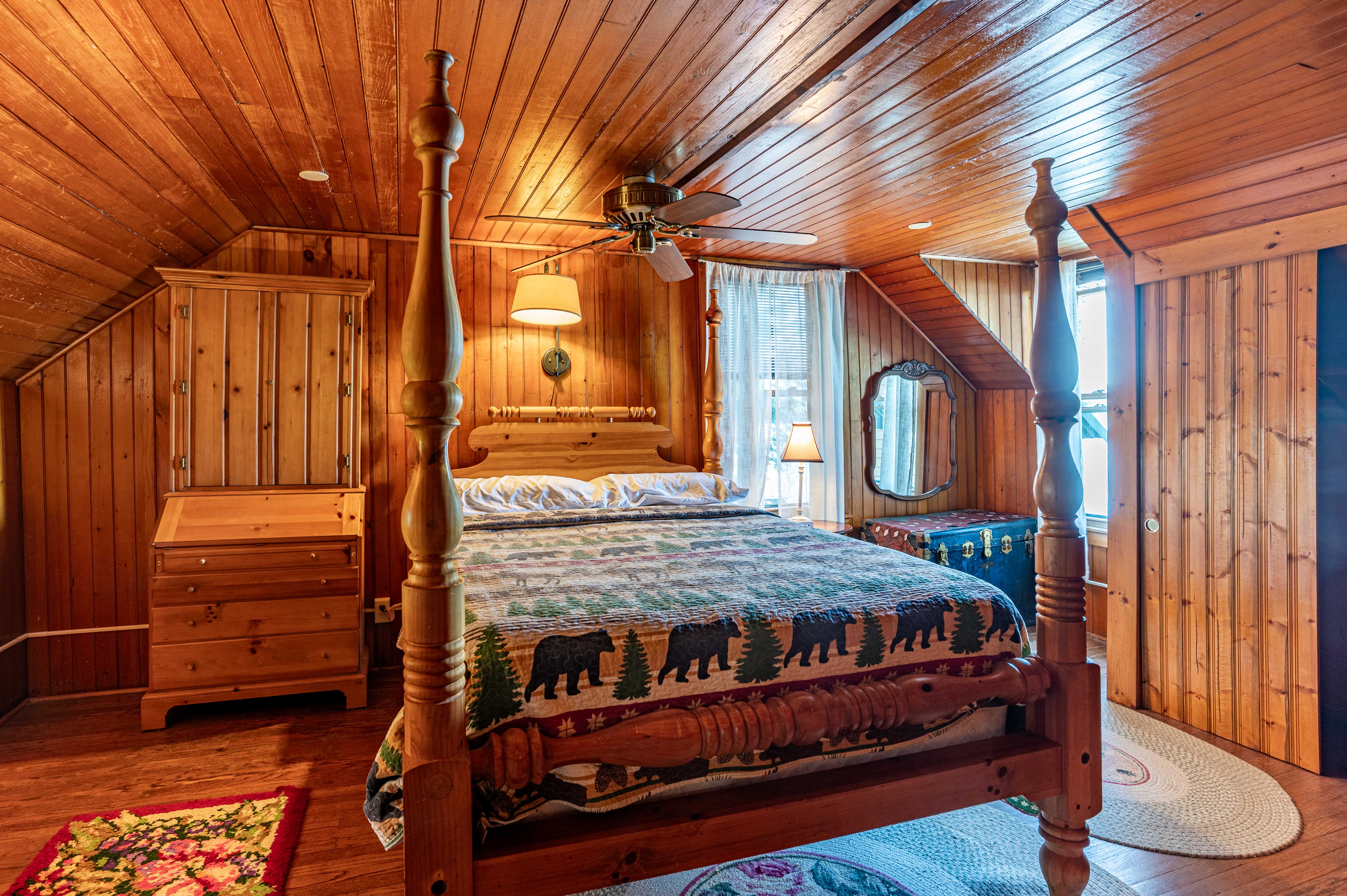  Historic Ramblers Lodge on Fourth Lake - 物件實景