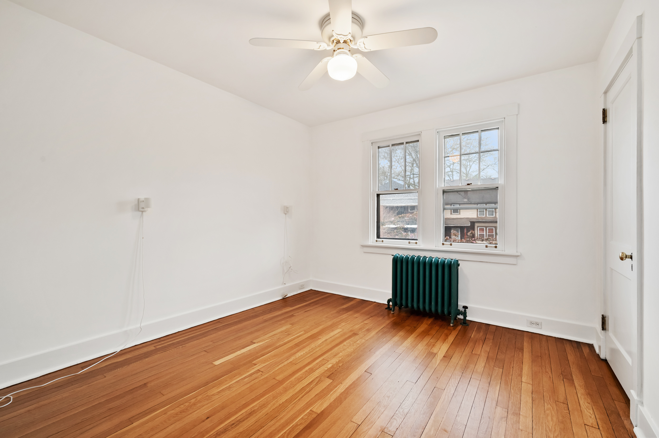  586 Celeron Street, Pittsburgh, PA 15221 - 物件實景