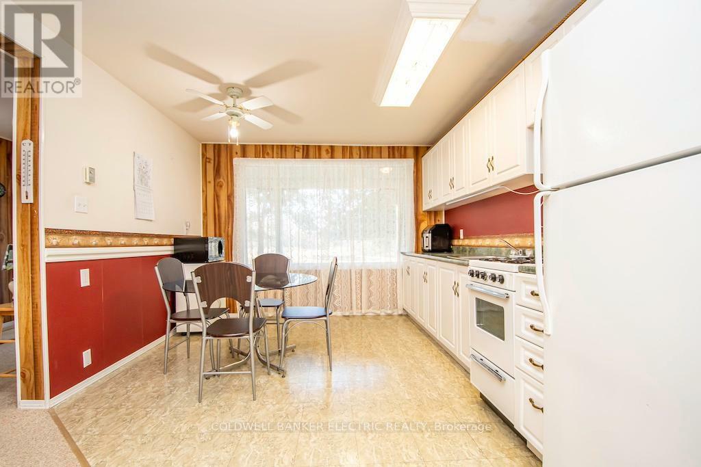 NORTH KAWARTHA, Ontario, K0L 1A0, CA, 3 Bedrooms Bedrooms, ,1 BathroomBathrooms,Residential,For Sale,1828258