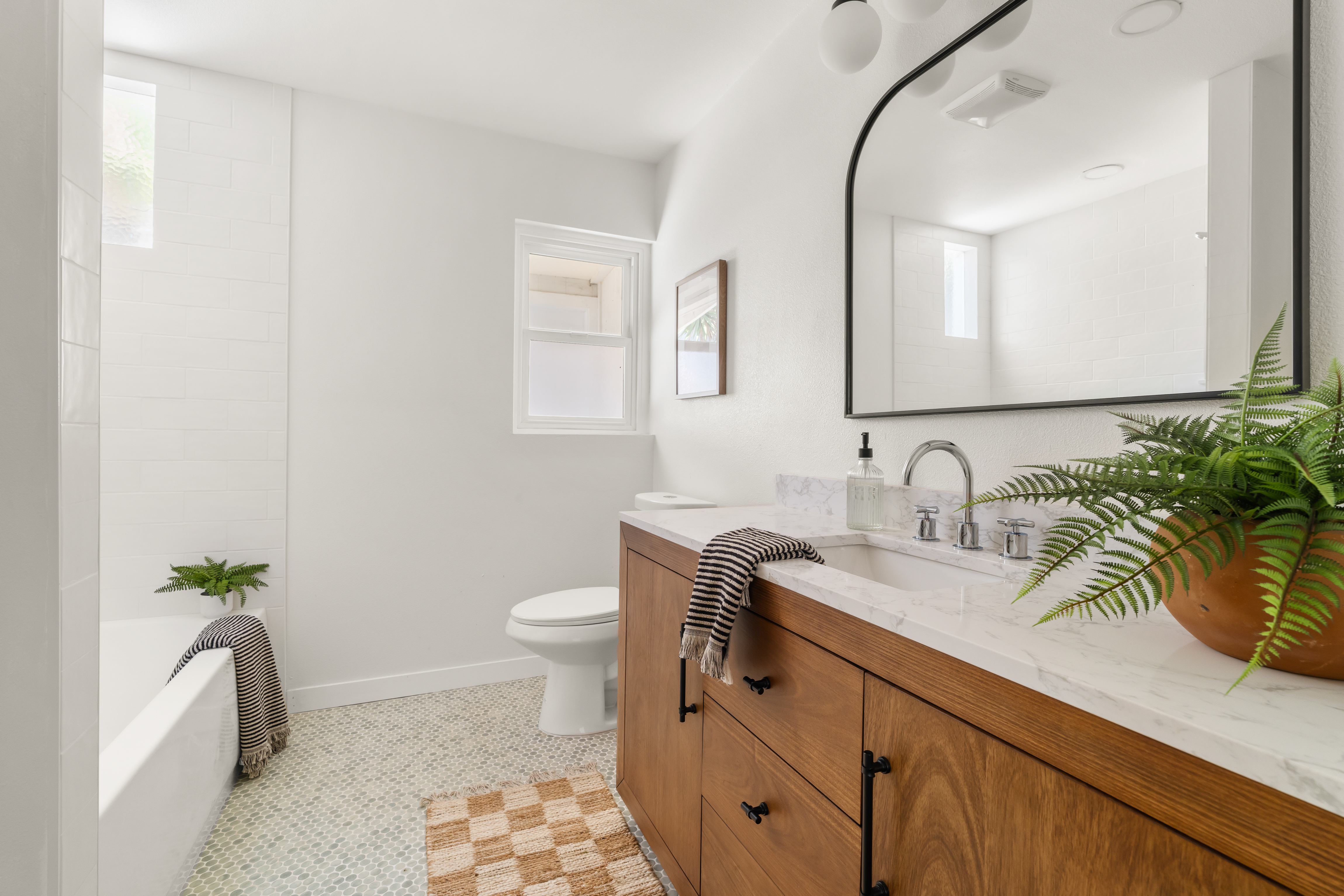  790 South Saticoy Avenue, Ventura, CA 93004 - 物件實景