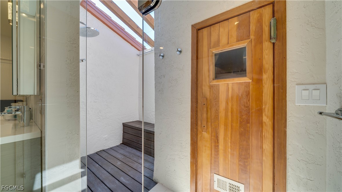 Cape Coral, Florida, 33904, United States, 3 Bedrooms Bedrooms, ,3 BathroomsBathrooms,Residential,For Sale,2020228