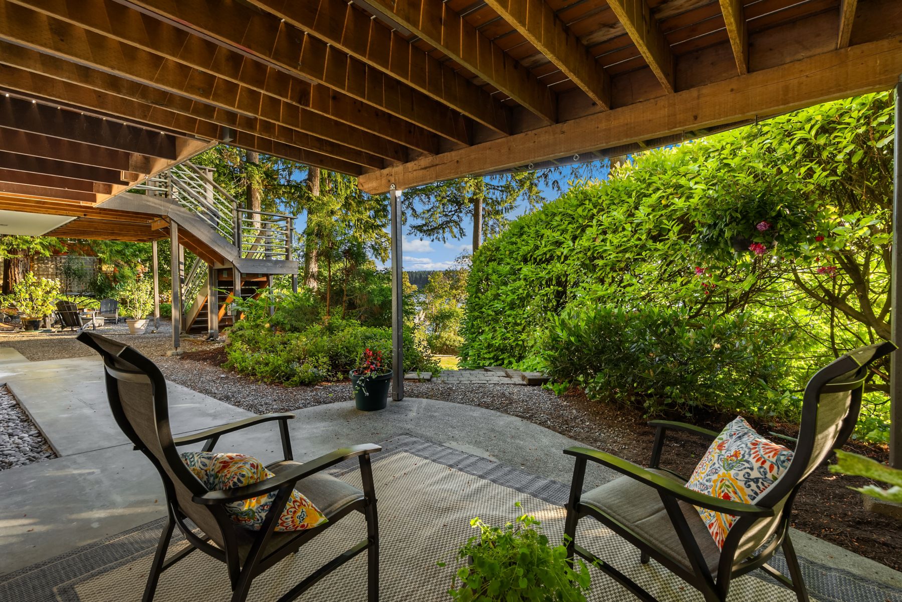  9453 Olympus Beach Rd NE, Bainbridge Island, WA 98110 - 物件實景