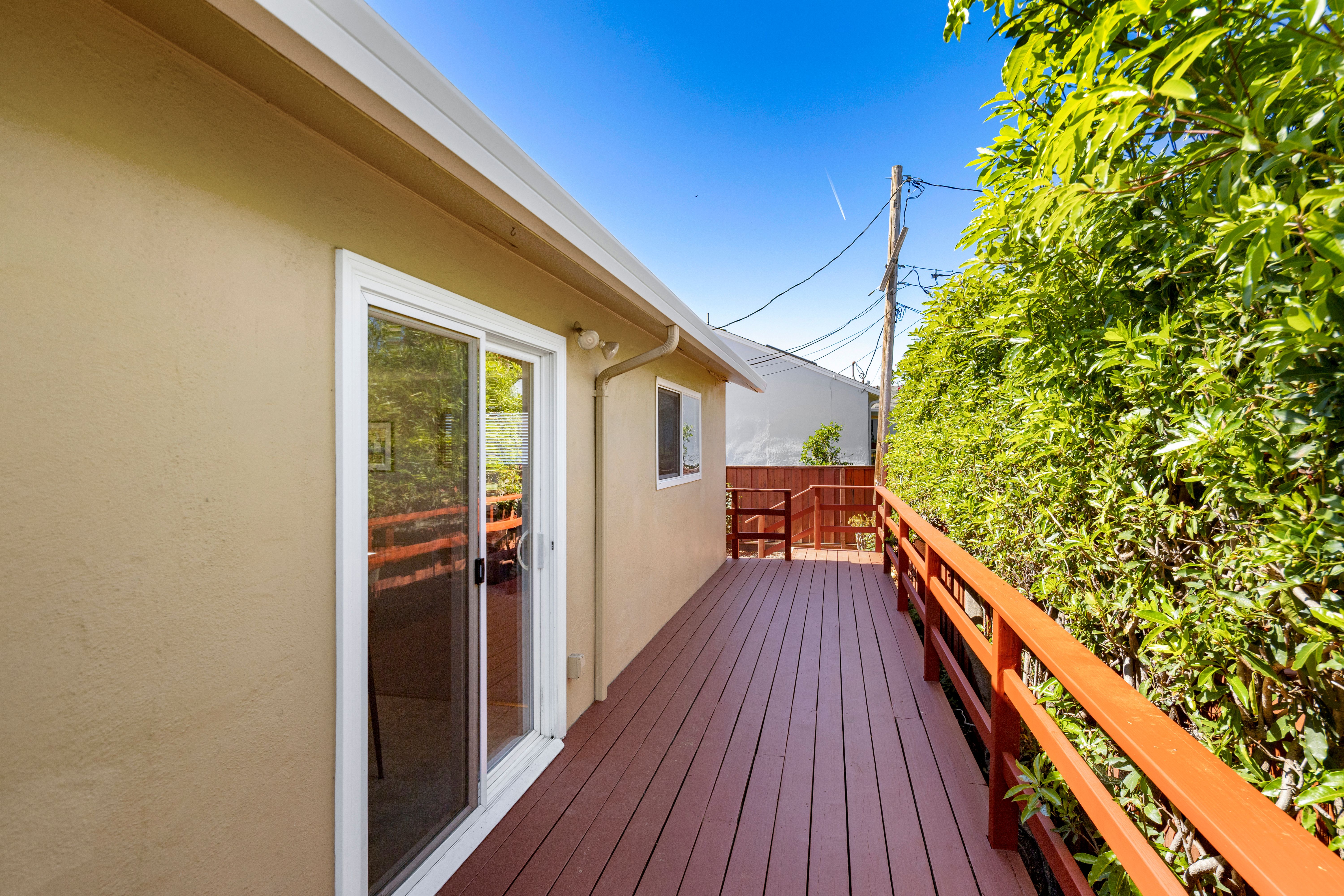  Single Story Rancher in Desirable San Mateo Village - 物件實景