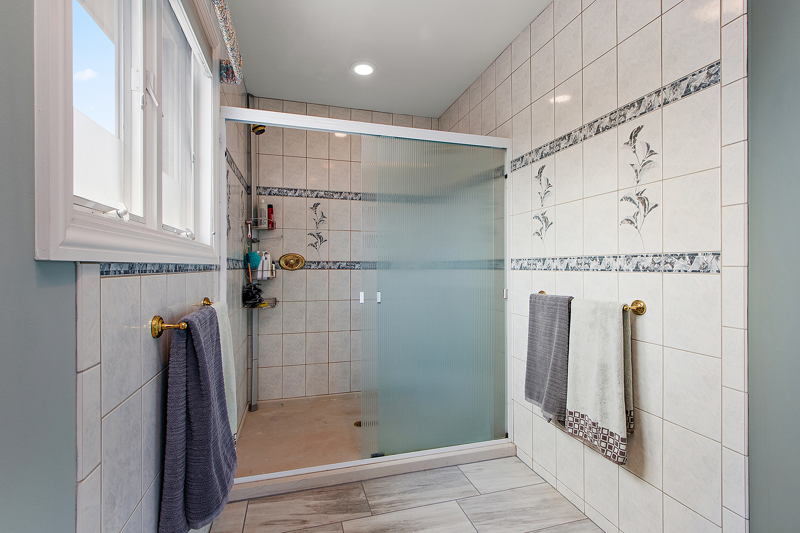 Orland Park, Illinois, 60467, United States, 5 Bedrooms Bedrooms, ,6 BathroomsBathrooms,Residential,For Sale,1976652